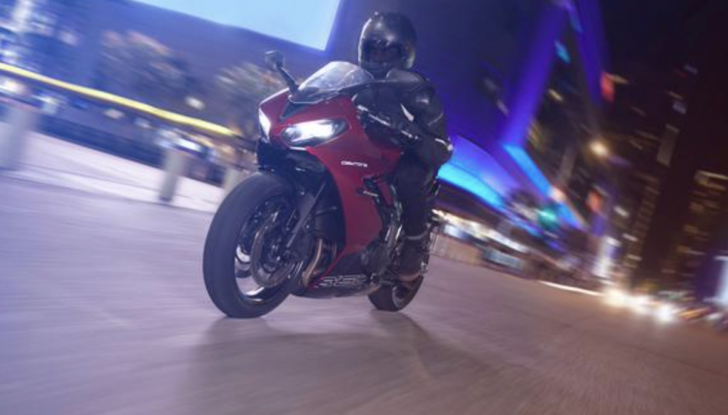 Nuova Triumph Daytona 660 caratteristiche tecniche, colori e prezzi - Foto 11 di 14