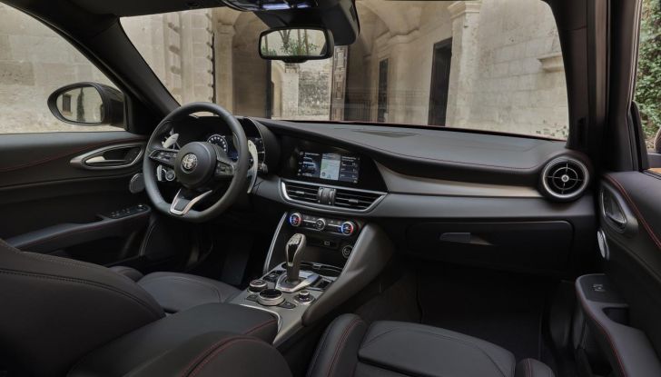 Alfa Romeo Tributo Italiano: primo Porte Aperte questo weekend per la speciale gamma - Foto 49 di 79