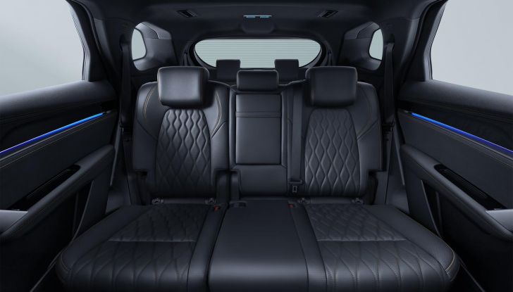 BYD Tang 2025: il SUV elettrico a sette posti si rinnova - Foto 4 di 27