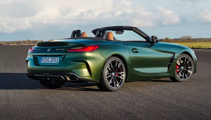 Nuova BMW Z4 Pure Impulse Edition caratteristiche, motore, prestazioni - Foto 12 di 16