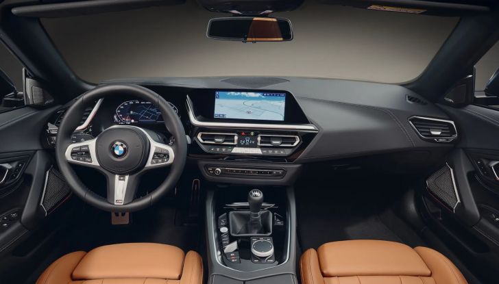Nuova BMW Z4 Pure Impulse Edition caratteristiche, motore, prestazioni - Foto 15 di 16