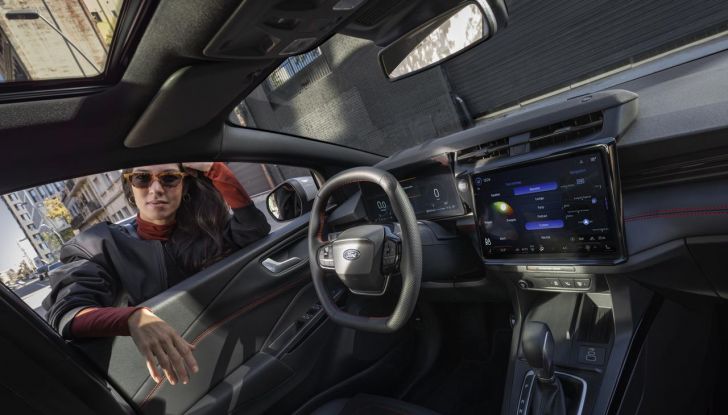 Ford Puma 2024: design, abitacolo, motori, allestimenti e dotazioni - Foto 13 di 27