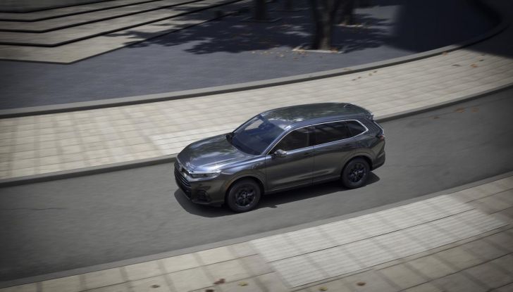 Honda CR-V e:FCEV 2025: caratteristiche, design, abitacolo, motore e autonomia - Foto 24 di 32