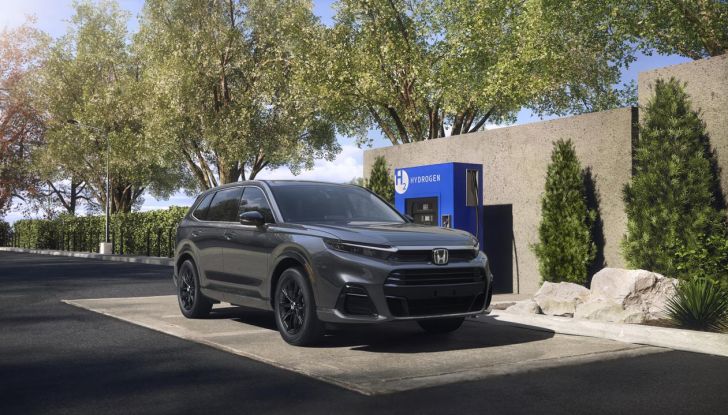 Honda CR-V e:FCEV 2025: caratteristiche, design, abitacolo, motore e autonomia - Foto 18 di 32