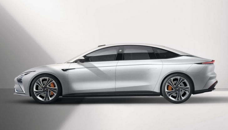 IM L6: la berlina intelligente debutta al Salone di Ginevra 2024 - Foto 8 di 10