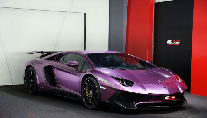 Lamborghini Aventador LP750-4 SV trovata abbandonata nella giungla - Foto 2 di 7