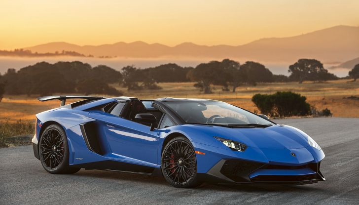 Lamborghini Aventador LP750-4 SV trovata abbandonata nella giungla - Foto 5 di 7