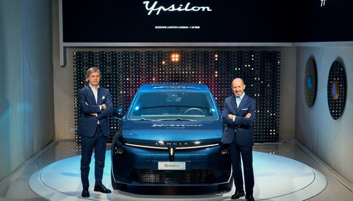 Lancia Ypsilon 2025: caratteristiche, design, abitacolo, dotazioni e autonomia - Foto 21 di 74