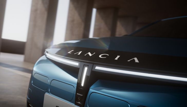 Lancia Ypsilon 2025: caratteristiche, design, abitacolo, dotazioni e autonomia - Foto 23 di 74