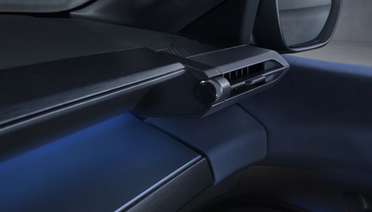 Lancia Ypsilon 2025: caratteristiche, design, abitacolo, dotazioni e autonomia - Foto 50 di 74