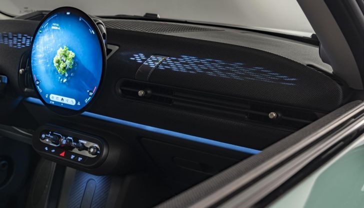 Mini Cooper 2024: caratteristiche, design, motori, versioni, abitacolo e prezzi della versione a benzina - Foto 24 di 34