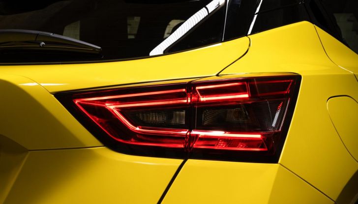 Nissan Juke 2024: caratteristiche, design, abitacolo, motori e versioni del nuovo restyling - Foto 29 di 72
