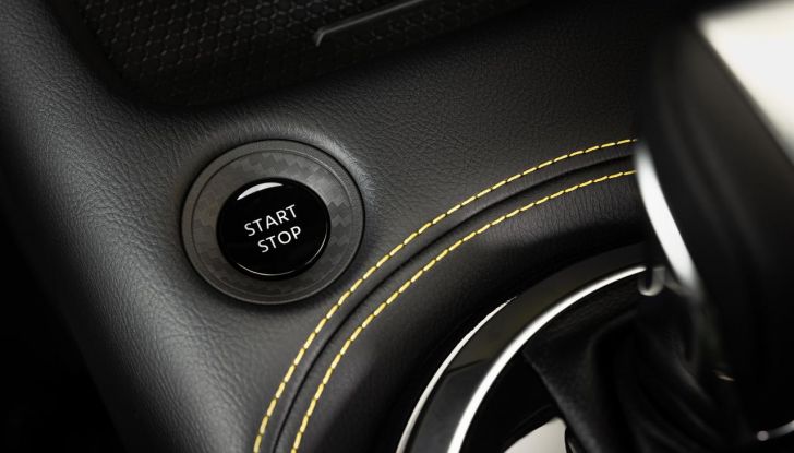 Nissan Juke 2024: caratteristiche, design, abitacolo, motori e versioni del nuovo restyling - Foto 60 di 72