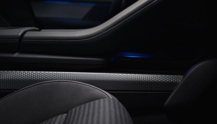 Porsche Taycan 2025: caratteristiche, design, interni, motori, autonomia e versioni - Foto 13 di 82