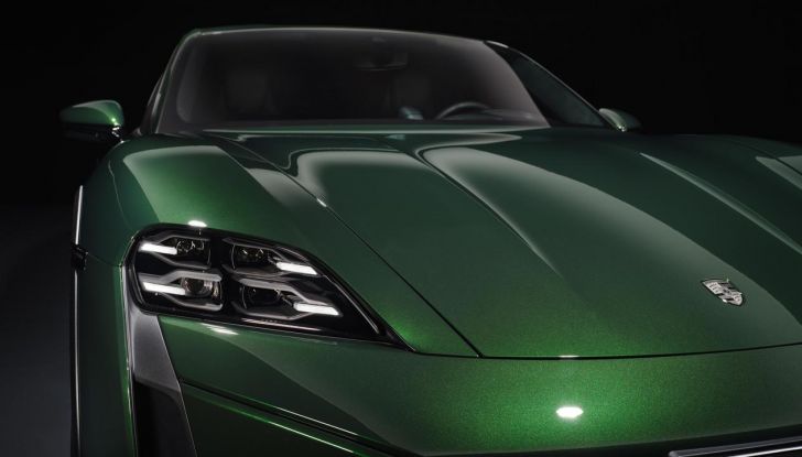 Porsche Taycan 2025: caratteristiche, design, interni, motori, autonomia e versioni - Foto 23 di 82