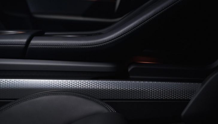 Porsche Taycan 2025: caratteristiche, design, interni, motori, autonomia e versioni - Foto 33 di 82