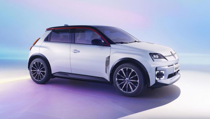 Renault 5 E-Tech Electric: caratteristiche, design, abitacolo, motori e autonomia - Foto 50 di 74