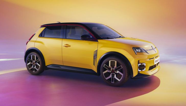 Renault 5 E-Tech Electric: caratteristiche, design, abitacolo, motori e autonomia - Foto 67 di 74