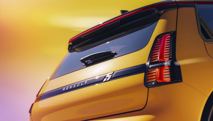 Renault 5 E-Tech Electric: caratteristiche, design, abitacolo, motori e autonomia - Foto 39 di 74