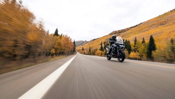 Triumph Tiger 1200: le novità per il 2024 - Foto 10 di 12