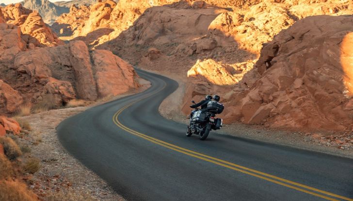 Triumph Tiger 1200: le novità per il 2024 - Foto 6 di 12