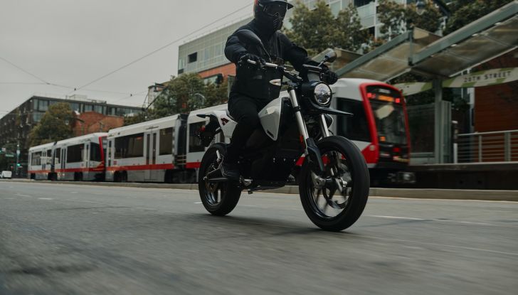 Zero Motorcycles inaugura la nuova era delle moto da 11 kW - Foto 8 di 16