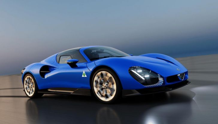 Alfa Romeo 33 Stradale Blu Reale