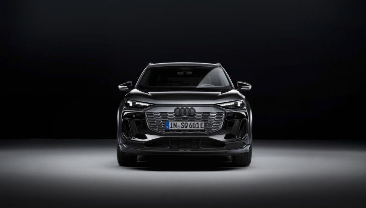 Audi Q6 e-tron: caratteristiche, design, abitacolo, autonomia, versioni e prezzi - Foto 62 di 134