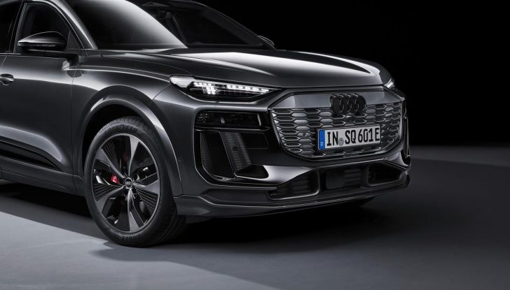 Audi Q6 e-tron: caratteristiche, design, abitacolo, autonomia, versioni e prezzi - Foto 68 di 134