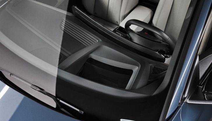 Audi Q6 e-tron: caratteristiche, design, abitacolo, autonomia, versioni e prezzi - Foto 20 di 134