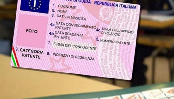 Come leggere la patente di guida