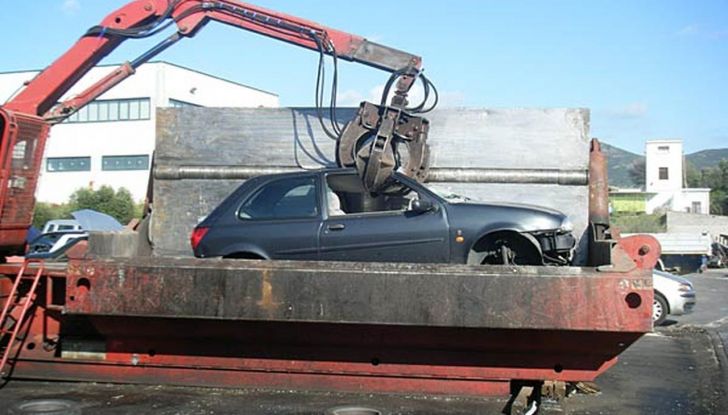 Come rottamare auto: costi, procedura e documenti - Foto 13 di 13