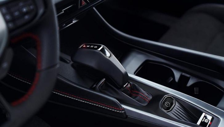 Dodge Charger arriva in Europa e Medio Oriente nel 2025: tutti i dettagli - Foto 51 di 80