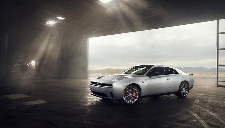 Dodge Charger arriva in Europa e Medio Oriente nel 2025: tutti i dettagli - Foto 6 di 80