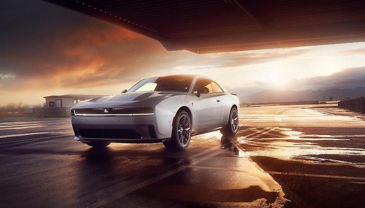 Dodge Charger arriva in Europa e Medio Oriente nel 2025: tutti i dettagli - Foto 2 di 80