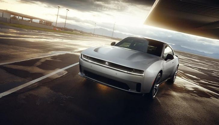 Dodge Charger arriva in Europa e Medio Oriente nel 2025: tutti i dettagli - Foto 3 di 80