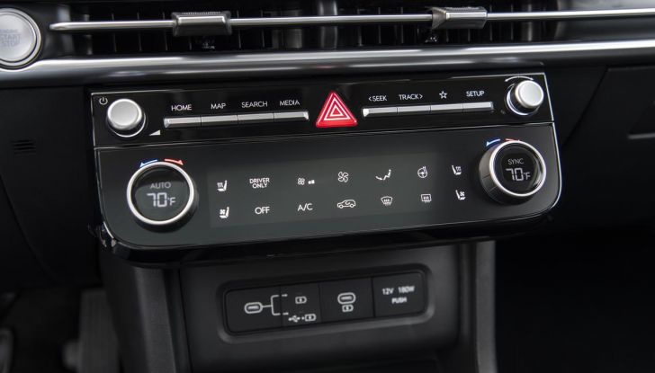 Hyundai Tucson 2025: design e motorizzazioni del nuovo modello - Foto 15 di 107