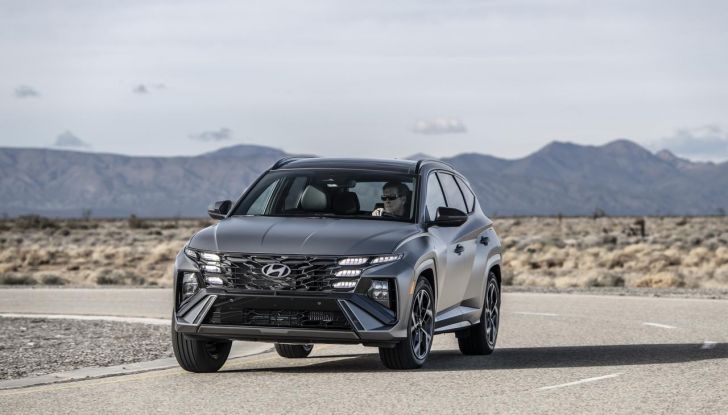 Hyundai Tucson 2025: design e motorizzazioni del nuovo modello - Foto 6 di 107