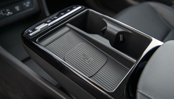 Hyundai Tucson 2025: design e motorizzazioni del nuovo modello - Foto 12 di 107