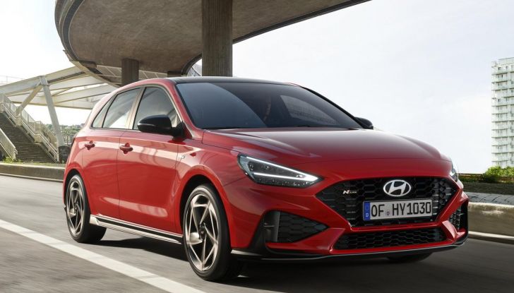 Hyundai i30 2024: caratteristiche, design e abitacolo del nuovo restyling - Foto 7 di 41