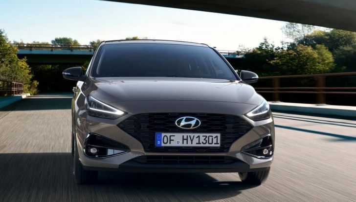 Hyundai i30 2024: caratteristiche, design e abitacolo del nuovo restyling - Foto 4 di 41