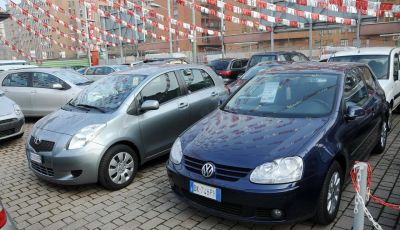 Mercato auto usate: novembre stabile a -0,3%, cresce la quota di vetture giovani