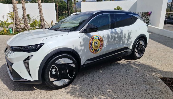 Renault Scenic E-Tech Electric prova su strada, consumi e prestazioni - Foto 8 di 11