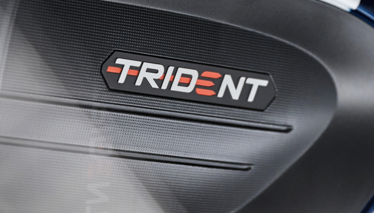 Nuova Trident 660 Triple Tribute Edition: l’omaggio di Triumph a Slippery Sam - Foto 7 di 14