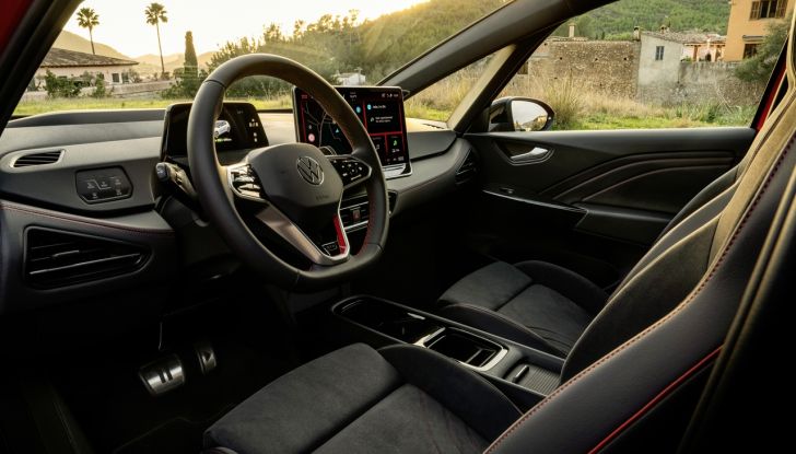 Volkswagen ID.3 GTX e ID.7 GTX Tourer: debuttano le due nuove sportive elettriche - Foto 16 di 85