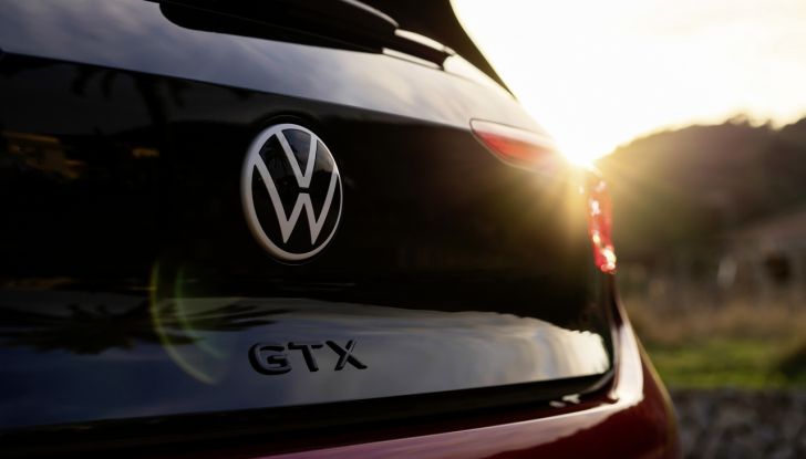 Volkswagen ID.3 GTX e ID.7 GTX Tourer: debuttano le due nuove sportive elettriche - Foto 27 di 85