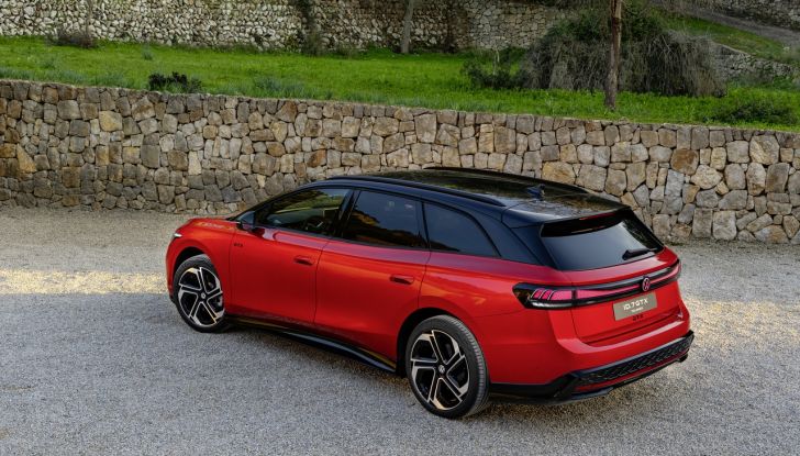 Volkswagen ID.3 GTX e ID.7 GTX Tourer: debuttano le due nuove sportive elettriche - Foto 41 di 85