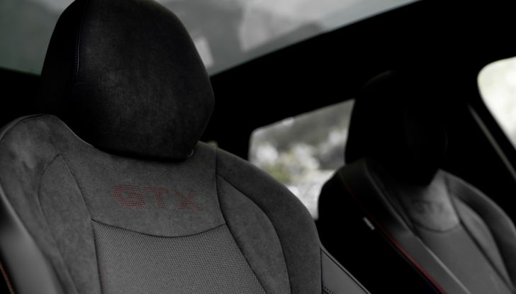 Volkswagen ID.3 GTX e ID.7 GTX Tourer: debuttano le due nuove sportive elettriche - Foto 76 di 85