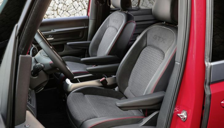 Volkswagen ID. Buzz GTX: caratteristiche, design, abitacolo e versioni - Foto 32 di 64