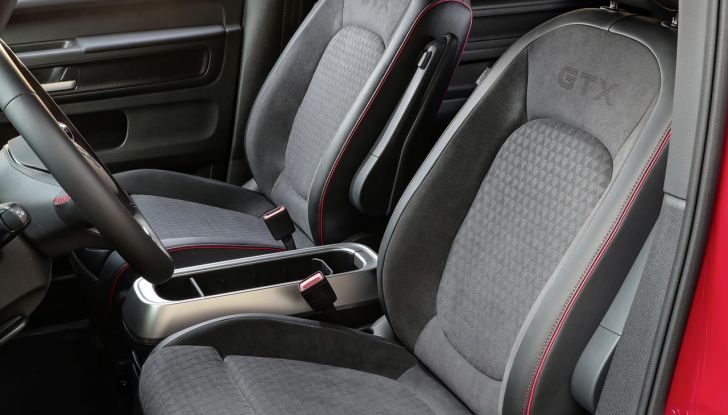 Volkswagen ID. Buzz GTX: caratteristiche, design, abitacolo e versioni - Foto 31 di 64